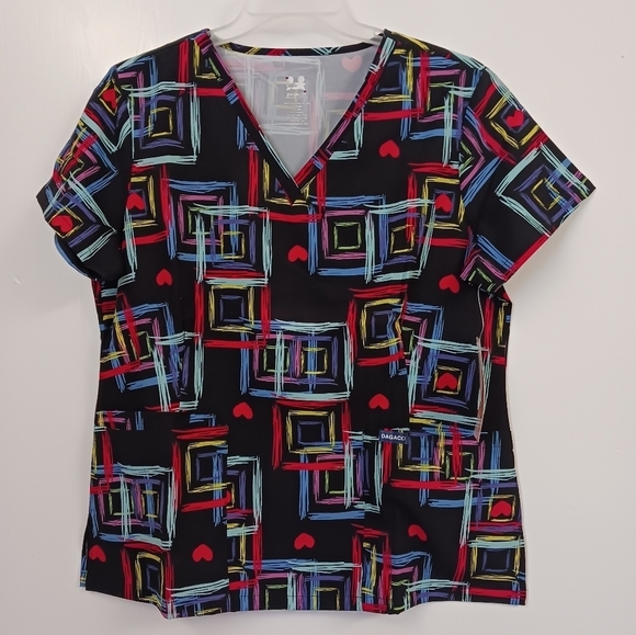 Dagacci Women's Hearts and Squares Abstract Scrub Top Size Large - Picture 1 of 7